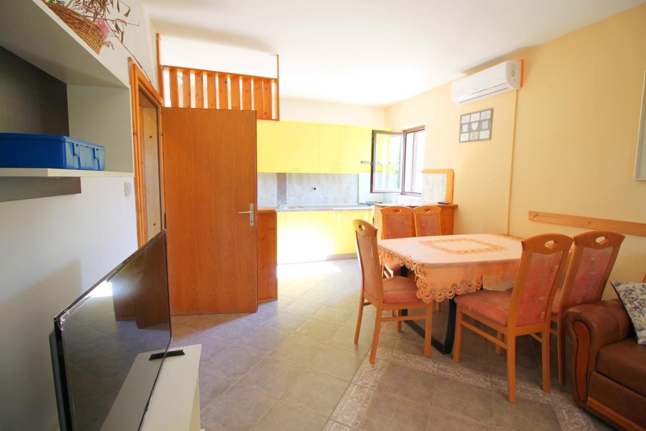 Apartament Dubravka Dinjiška Zewnętrze zdjęcie
